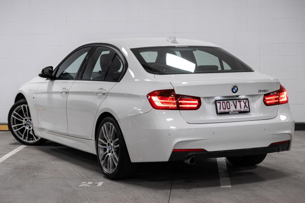 2015 BMW 3 Series F30 316i Sport Line Sedan