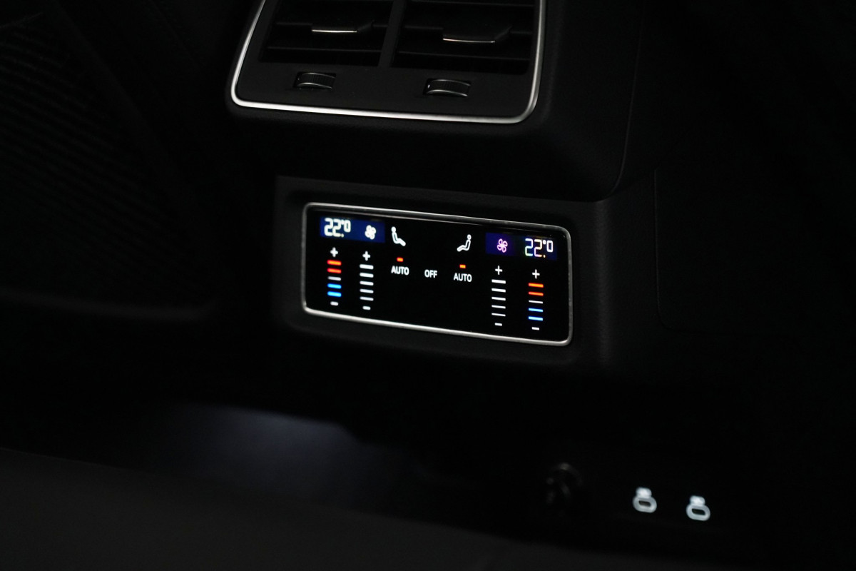 2024 Audi SQ8  GE e-tron SUV