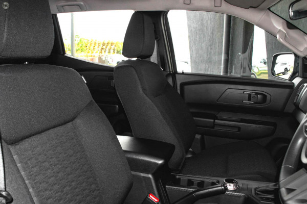 2025 Mitsubishi Triton MV GLX Ute Image 9