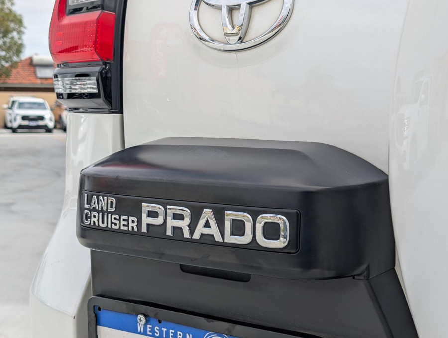 2020 Toyota LandCruiser Prado GDJ150R GXL SUV Image 3