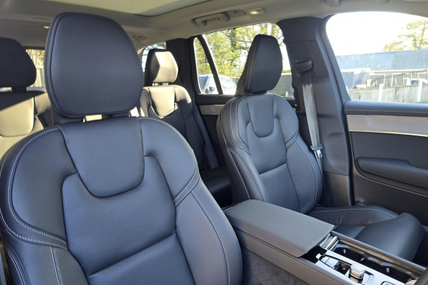 2026 Volvo XC90 L Series Ultra B5 Dark SUV Image 17