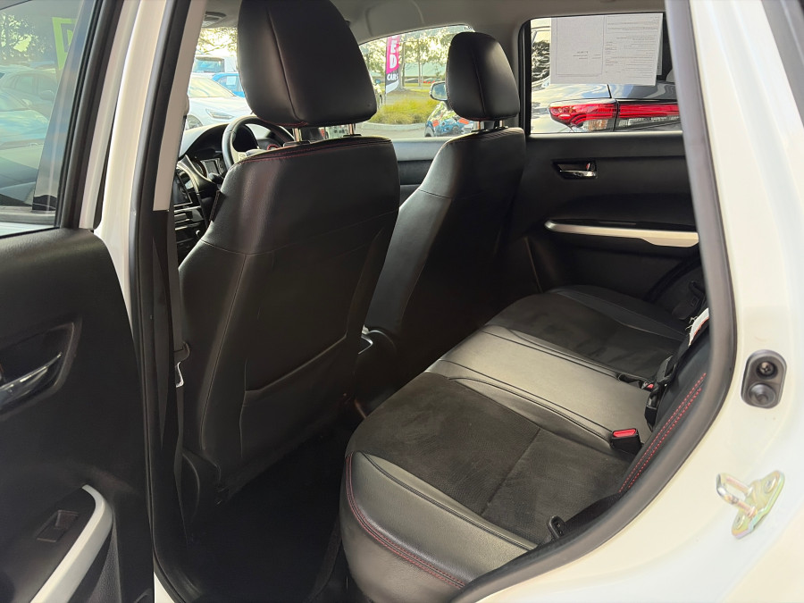 2017 Suzuki Vitara AP414WA1A61 S Turbo SUV Image 6