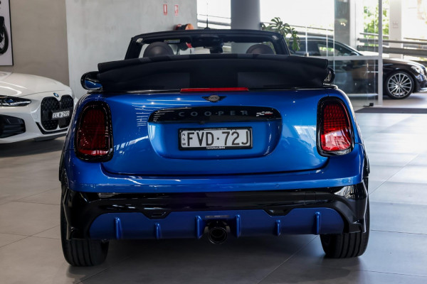 2025 MINI Cooper F67 JCW Favoured Convertible image 5