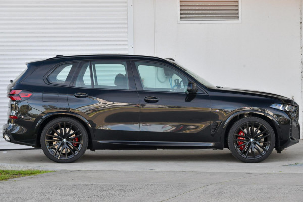 2026 BMW X5 G05 LCI xDrive50e M Sport SUV image 3