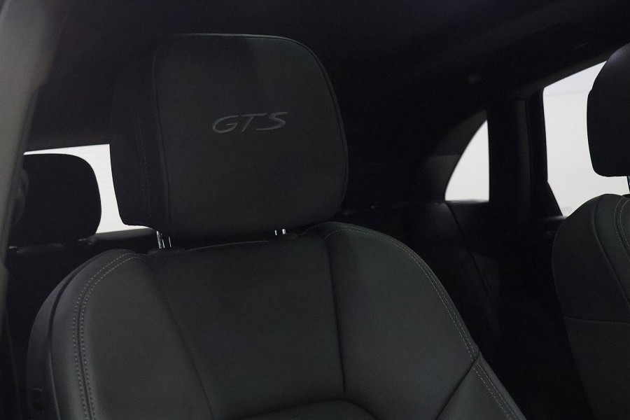 2020 Porsche Macan 95B GTS SUV