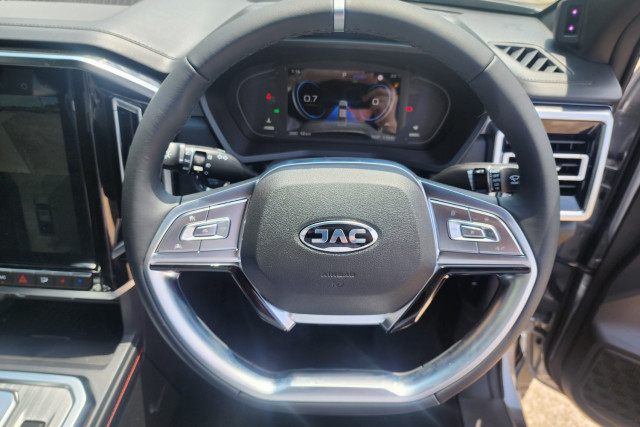2025 MY24 JAC T9  Haven Ute Image 10