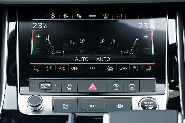 2026 Audi Q7 4M TFSI 250kW S line SUV image 13