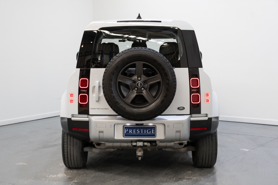 2022 Land Rover Defender L663 110 P300 SUV Image 11