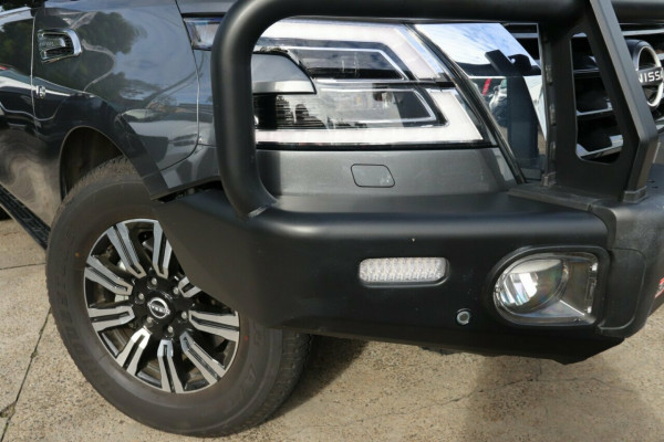 2022 Nissan Patrol Y62 Series 5 Ti SUV Image 2