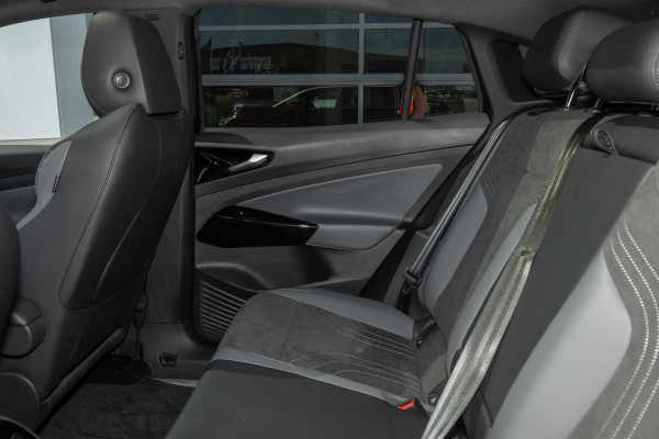 2025 Volkswagen ID. 5 E2 Pro SUV Image 9