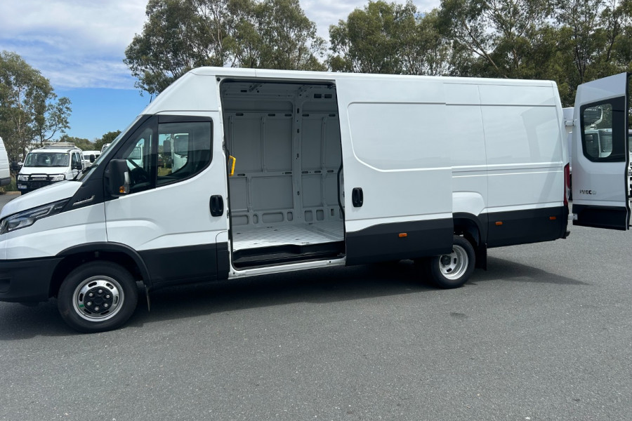 2024 MY22 Iveco Daily E6 Van Image 9