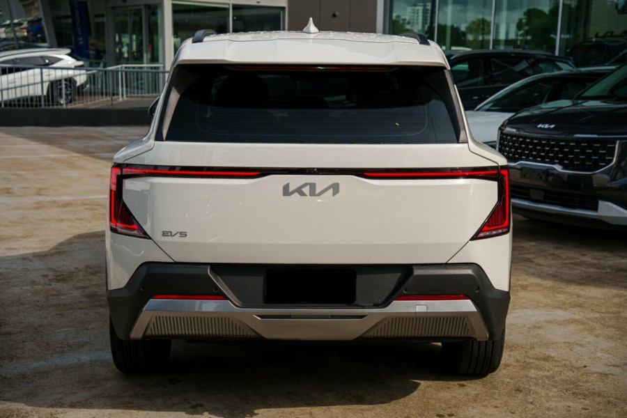 2026 Kia EV5 OVc Air Standard Range SUV Image 3