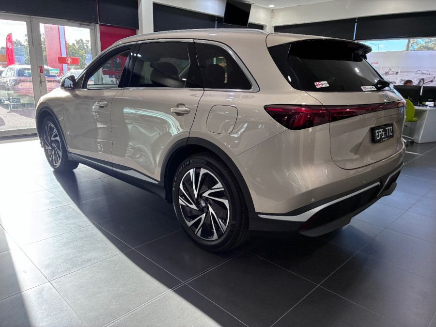 2026 MG MGS6 EV IS3E Essence SUV Image 3