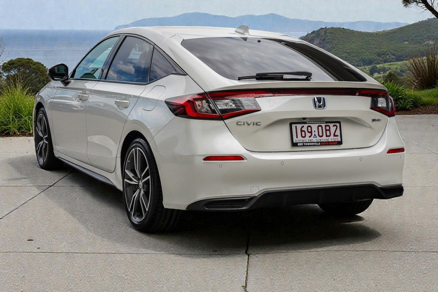 2024 MY25 Honda Civic 11th Gen e:HEV LX Hatch Image 3