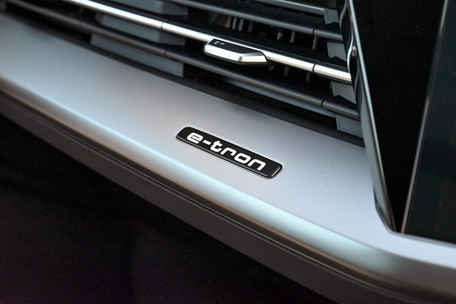 2025 MY26 Audi Q4 e-tron F4 45 SUV