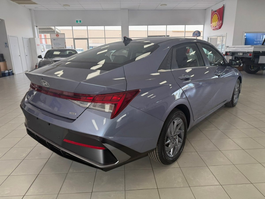 2026 Hyundai i30 CN7.V4 Elite Hybrid Sedan Image 7