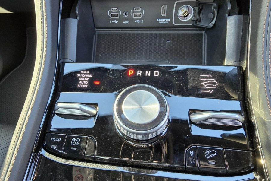 2023 Jeep Grand Cherokee WL Summit Reserve 4xe SUV Image 14