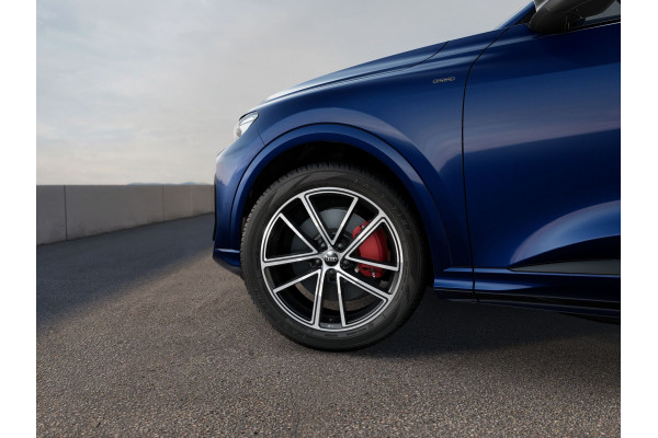 2026 MY25 Audi Q5 GU e-hybrid 270kW Hatch Image 6