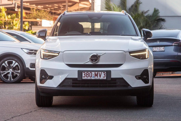 2024 MY25 Volvo EX40  Ultra Single Motor Extended Range SUV Image 2