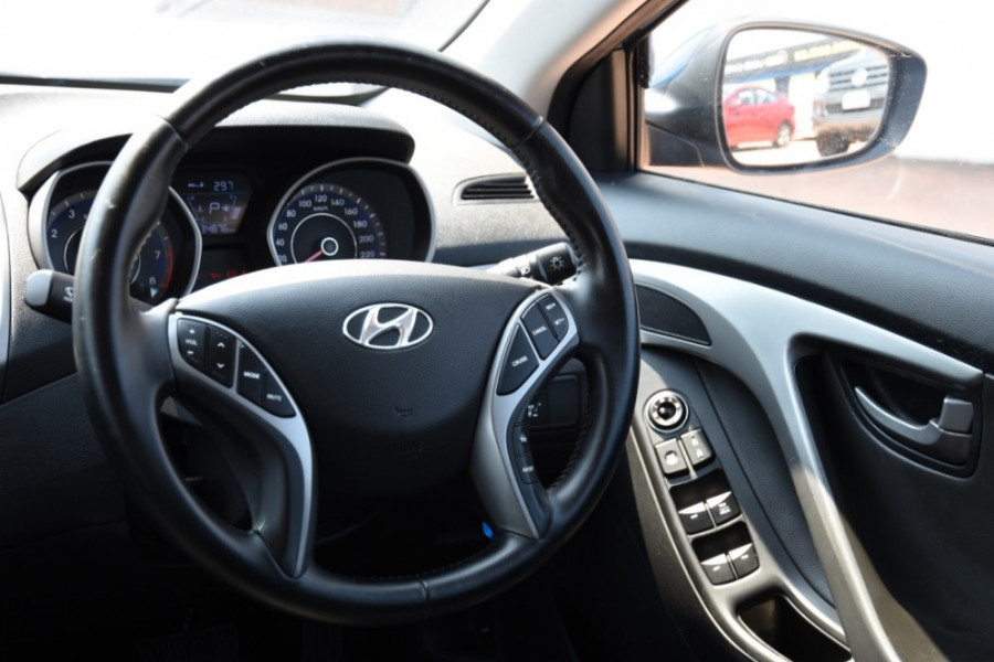 2013 MY14 Hyundai Elantra MD3 Trophy Sedan Image 9