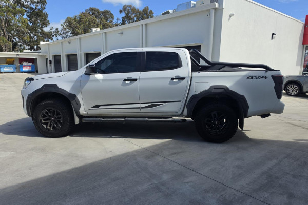 2025 MY24 Isuzu D-MAX RG BLADE Ute Image 16