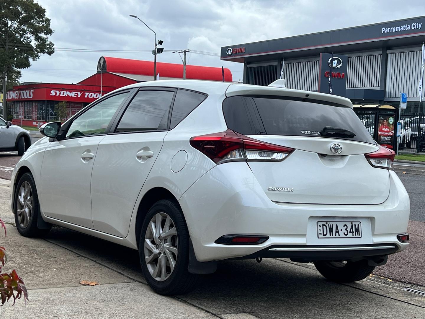 2017 Toyota Corolla ZRE182R Ascent Sport Hatch Image 5