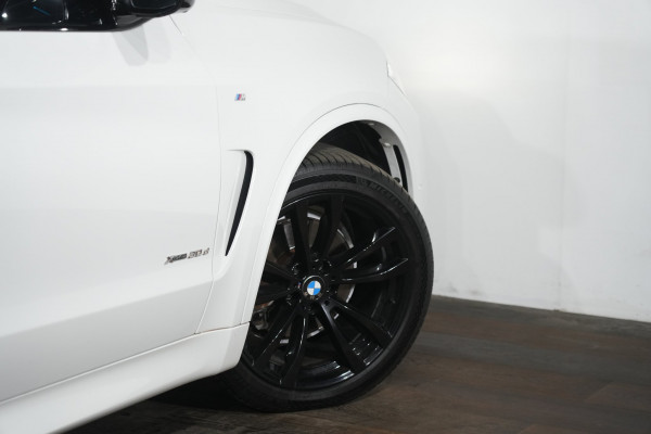2018 BMW X5 xDrive30d SUV image 10