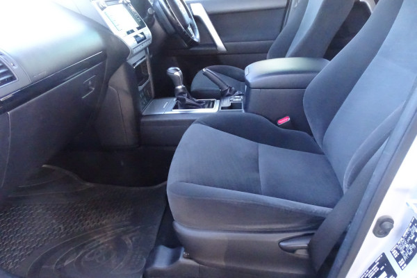 2019 Toyota LandCruiser Prado GDJ150R GXL SUV Image 11