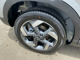 2024 Hyundai Venue QX.V5 Elite SUV image 15