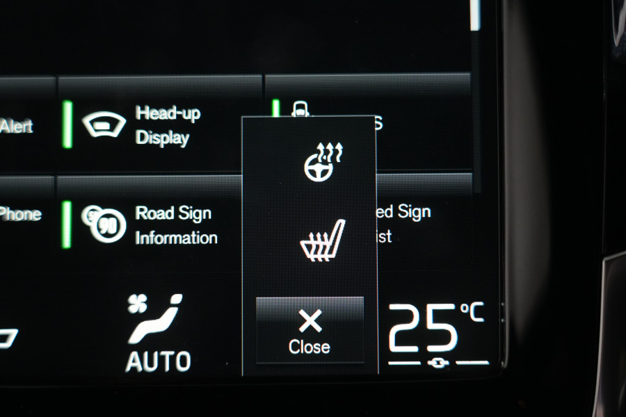 2021 MY20 Volvo XC90 L Series T8 R-Design SUV Image 25