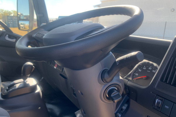 2026 Isuzu NPR Cab Chassis Image 15