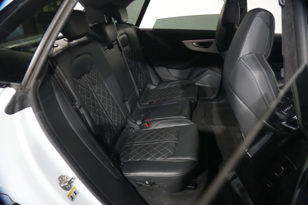 2021 Audi SQ8 F1 TDI SUV Image 32