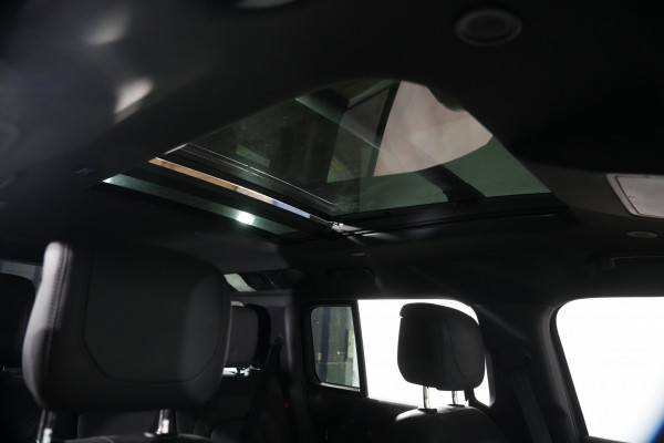 2022 Land Rover Defender L663 110 D300 X-Dynamic HSE SUV Image 27