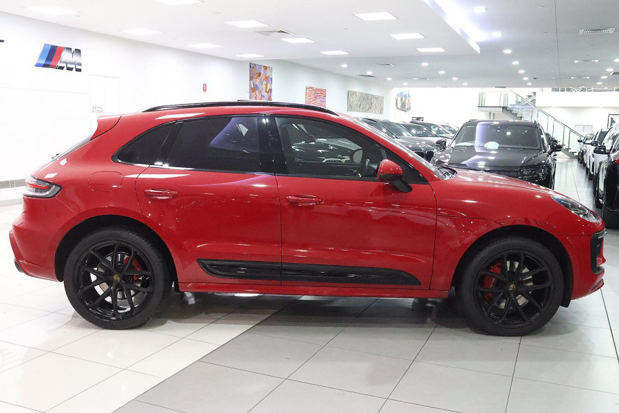 2022 Porsche Macan 95B S SUV