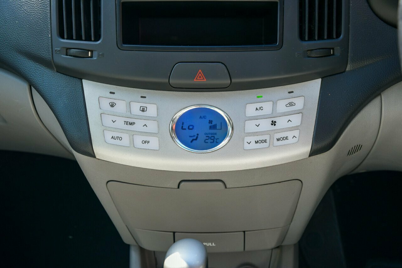 2007 Hyundai Elantra HD SLX Sedan Image 11