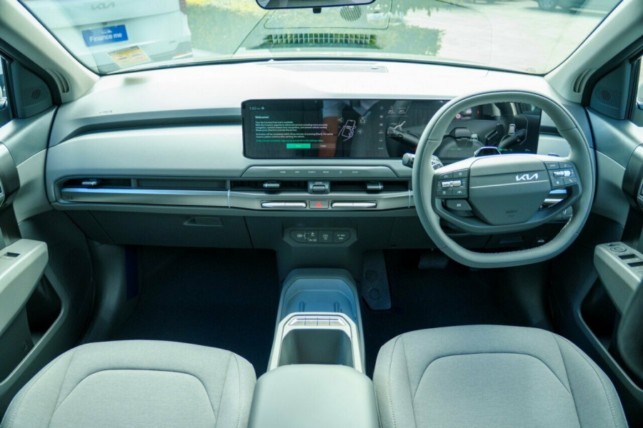 2025 Kia EV3 SV Air Standard Range SUV Image 17