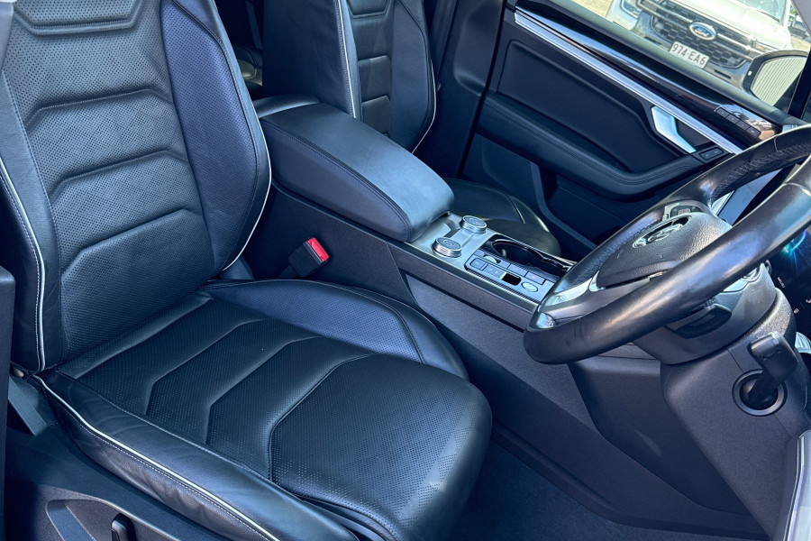 2020 Volkswagen Touareg CR 190TDI Premium SUV Image 13