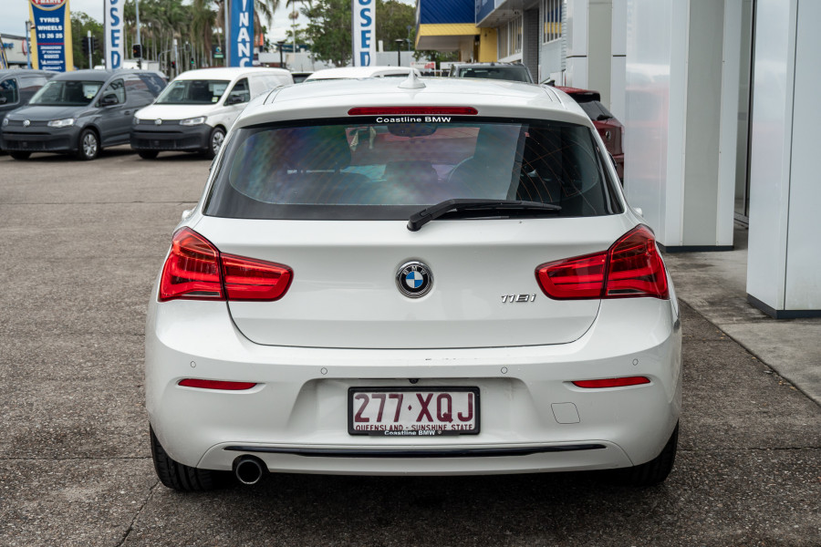 2017 BMW 1 Series 118i Sport Line Hatch Image 5