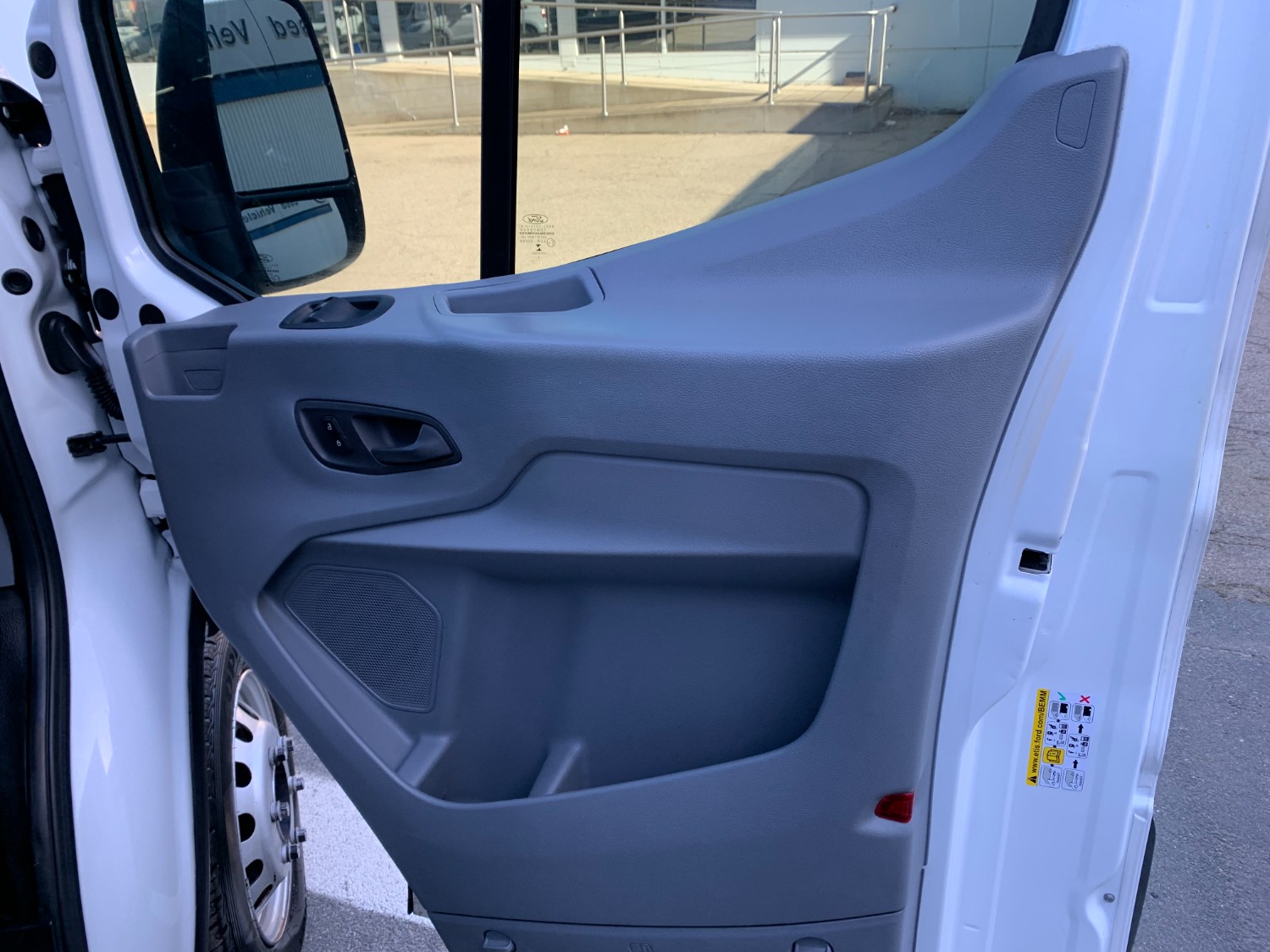 2018 MY17.75 Ford Transit Cab Chassis Image 19