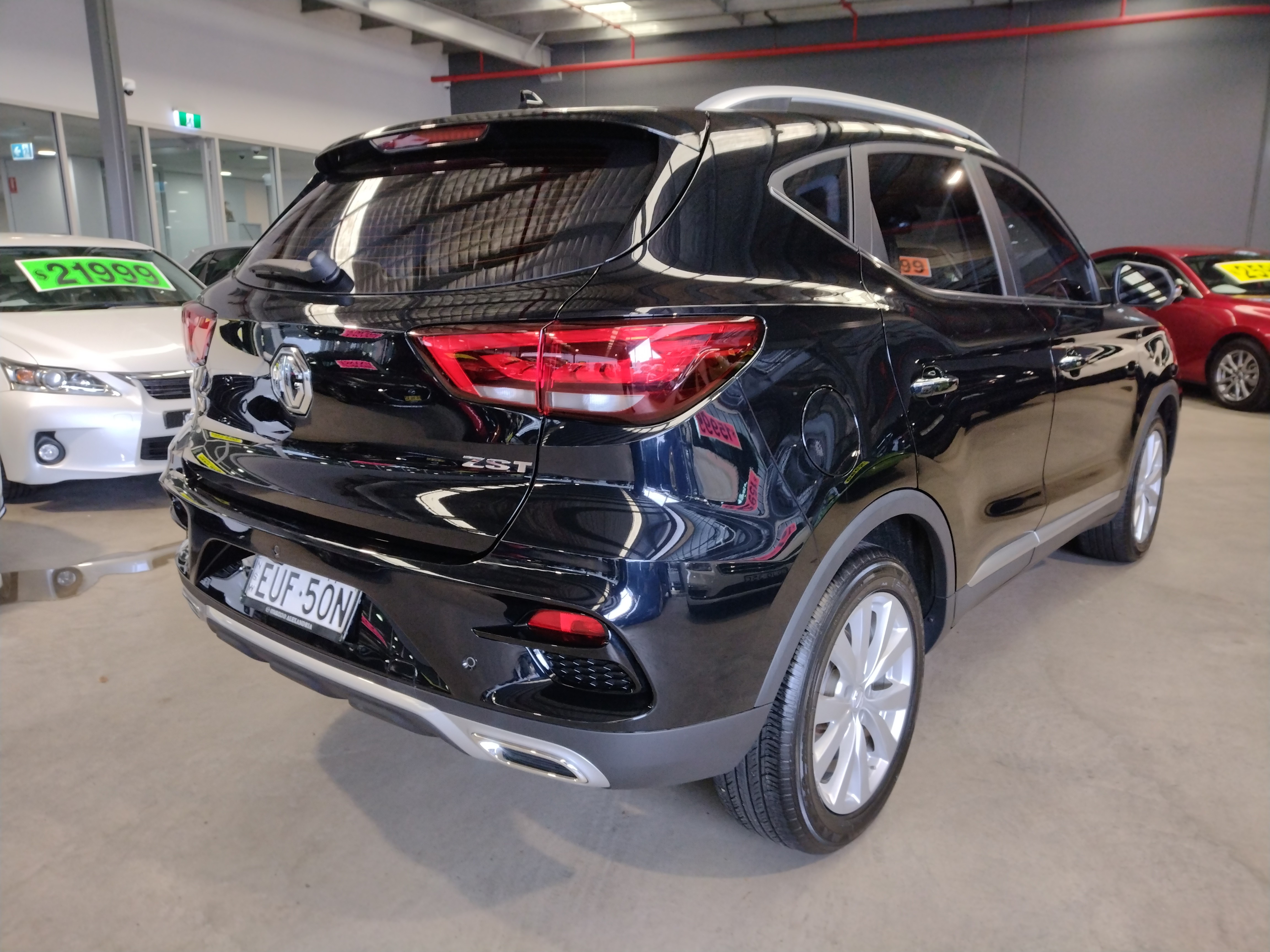 2022 MG ZST S13 Core SUV Image 3
