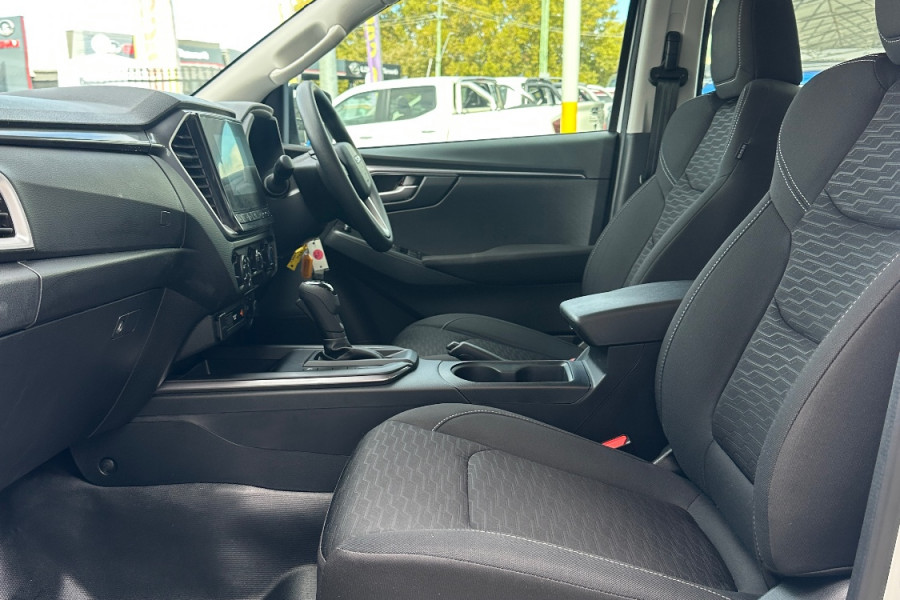 2023 Isuzu D-MAX RG LS-M Ute Image 9