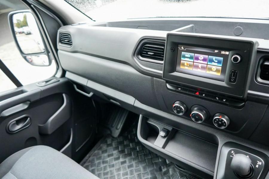 2023 Renault Master X62 Phase 2 Pro 110kW Van Image 8