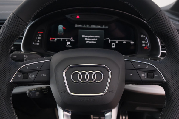 2026 MY25 Audi Q7 4M TFSI 250kW S line SUV image 15