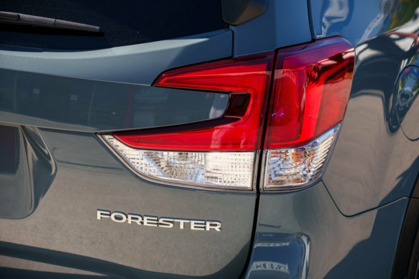 2024 Subaru Forester S5 2.5i-L SUV Image 7