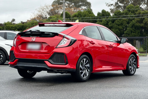 2017 Honda Civic 10th Gen VTi-S Hatch Image 5