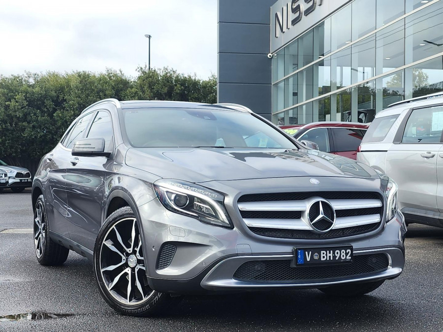 2015 Mercedes-Benz GLA-Class X156 GLA250 SUV Image 1