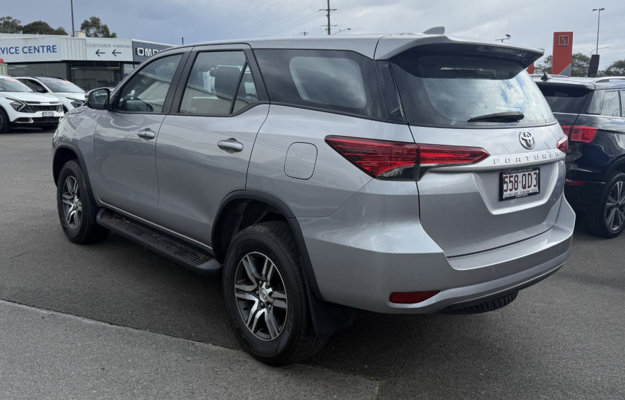 2024 Toyota Fortuner GUN156R GX SUV Image 8