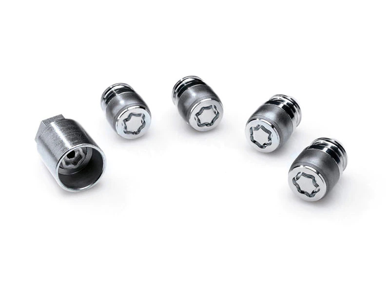 Locking wheel nuts and key