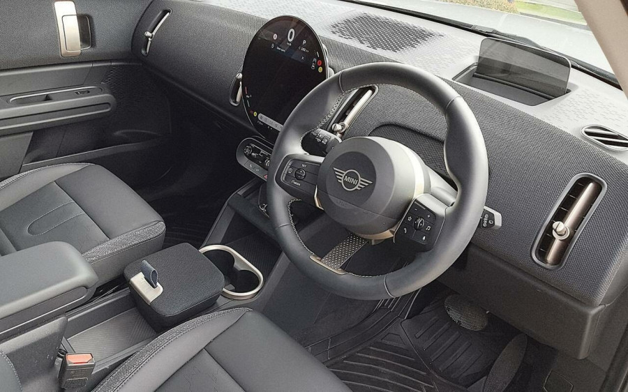 2024 MINI Countryman U25 C Classic Wagon Image 12