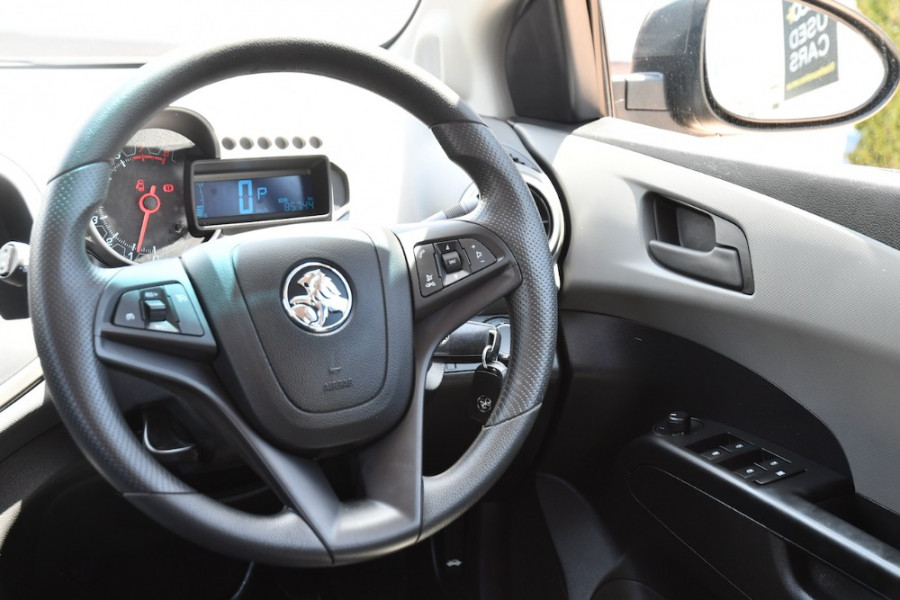 2015 Holden Barina TM MY15 CD Hatchback Image 9
